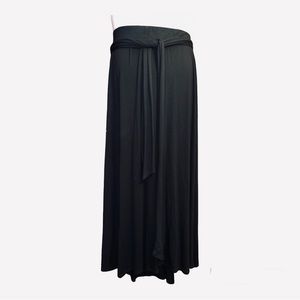 Ava & Viv black skirt. Women’s size 4X